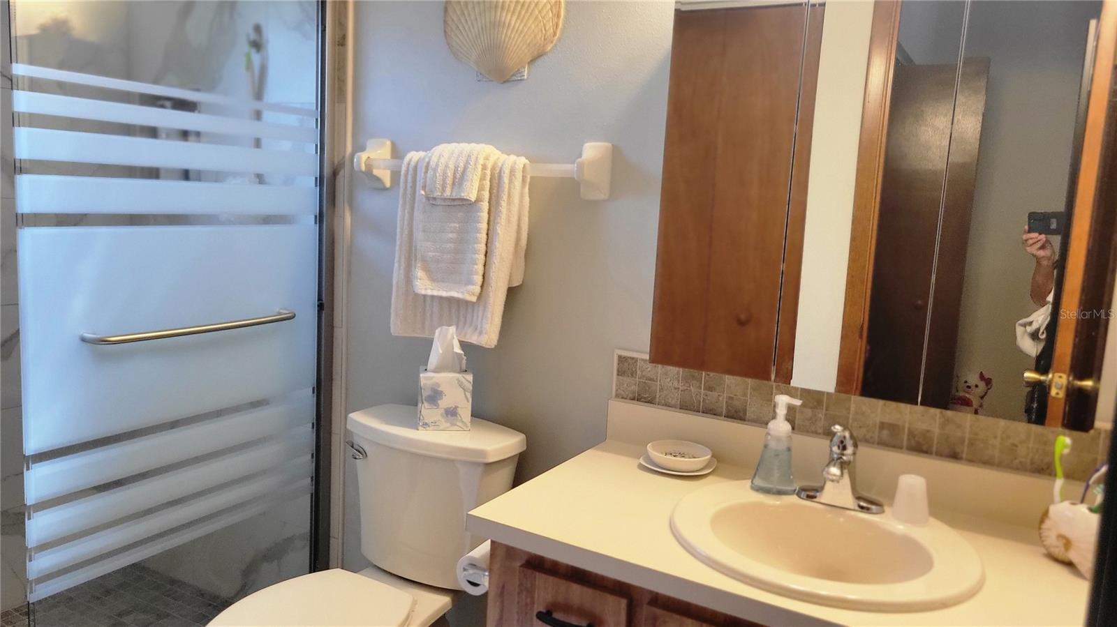 PALM CAY - Residential