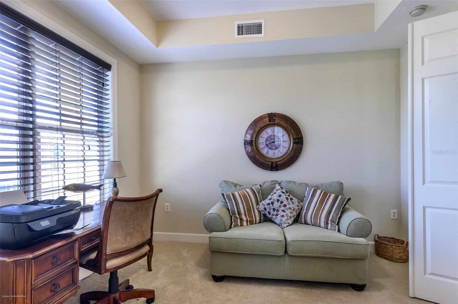 HAMMOCKS-PRESERVE PH 01 - Residential Lease