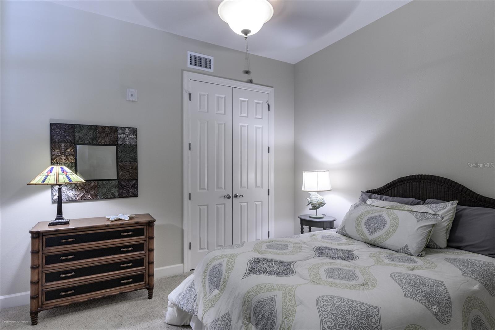 HAMMOCKS-PRESERVE PH 01 - Residential Lease