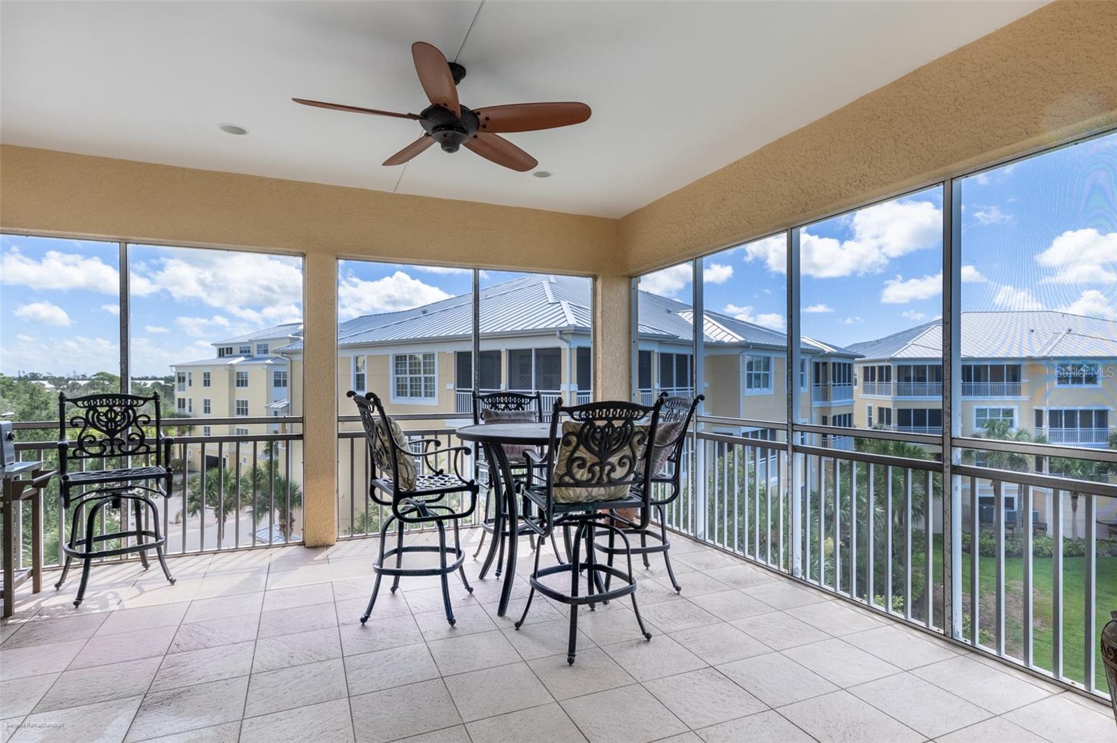 HAMMOCKS-PRESERVE PH 01 - Residential Lease