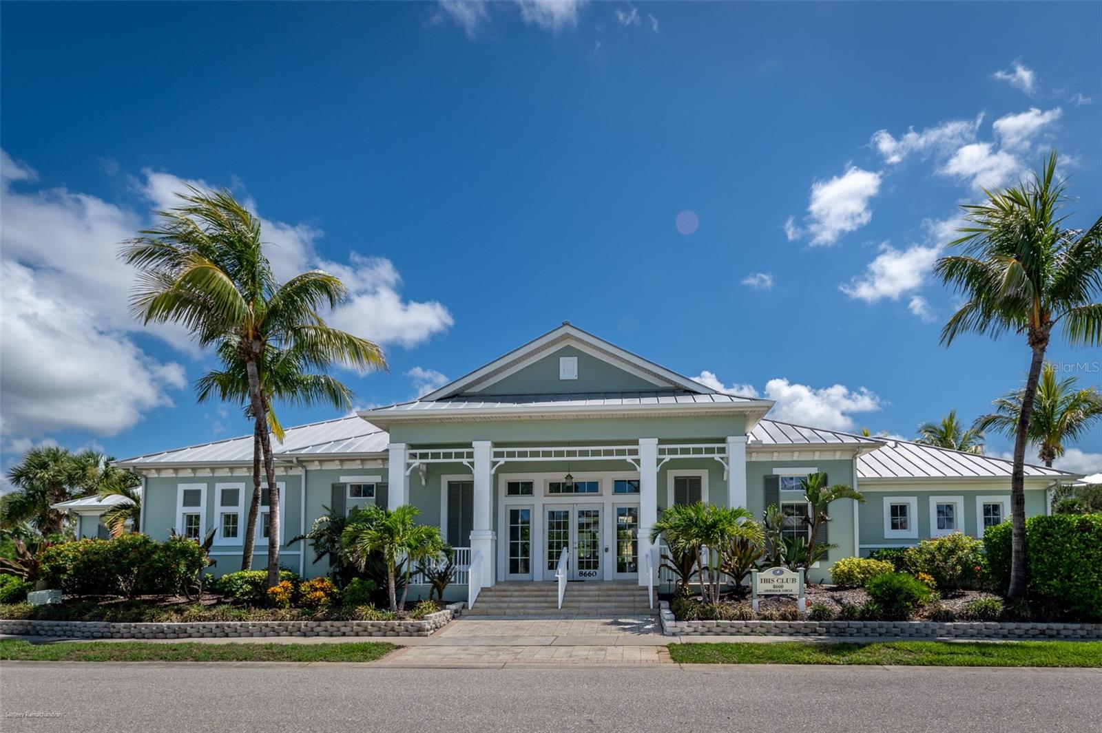 HAMMOCKS-PRESERVE PH 01 - Residential Lease