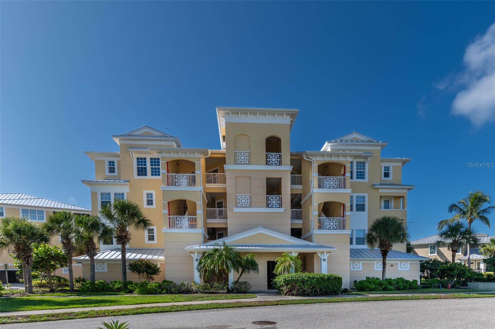 HAMMOCKS-PRESERVE PH 01 - Residential Lease