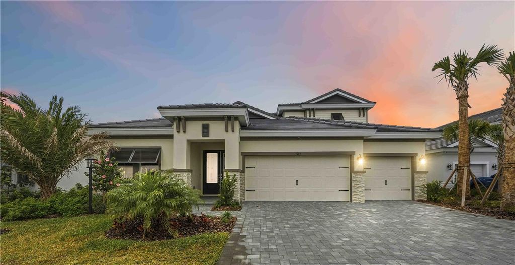 Photo of 17115 Ranchside Place, Lakewood Ranch, FL 34211 (MLS # A4682209)