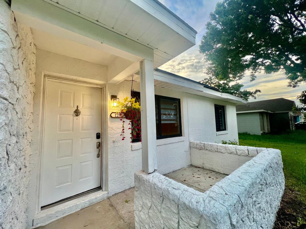 Photo of 12906 Ohio Woods Lane, Orlando, FL 32824 (MLS # S5158296)