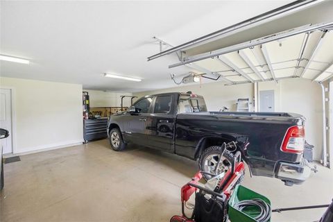 Tiny photo for 10532 SW 27th Avenue, Ocala, FL 34476 (MLS # OM717160)