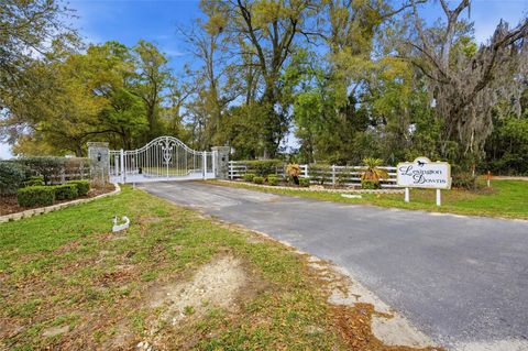 Tiny photo for 10532 SW 27th Avenue, Ocala, FL 34476 (MLS # OM717160)