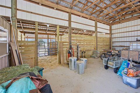 Tiny photo for 10532 SW 27th Avenue, Ocala, FL 34476 (MLS # OM717160)