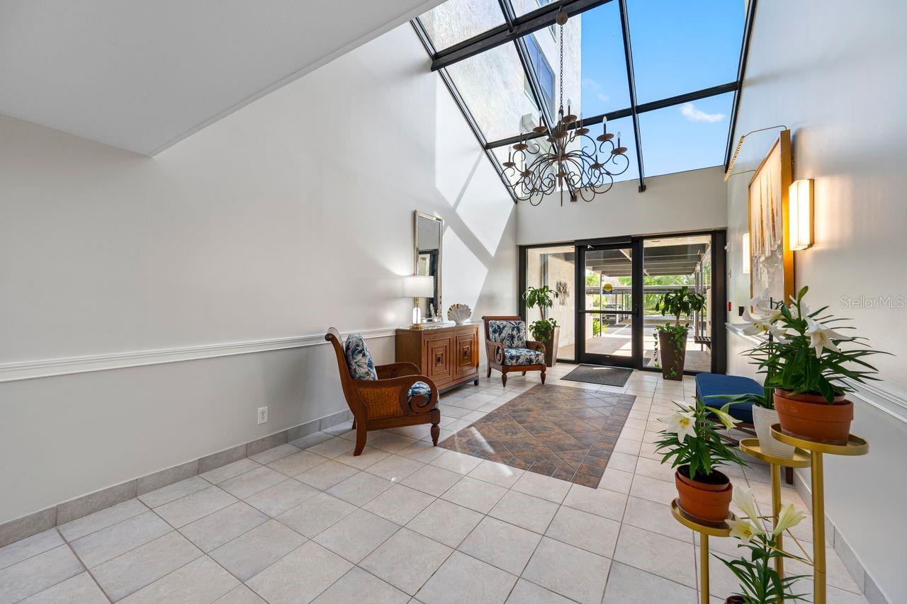 100 OAKMONT LANE 402