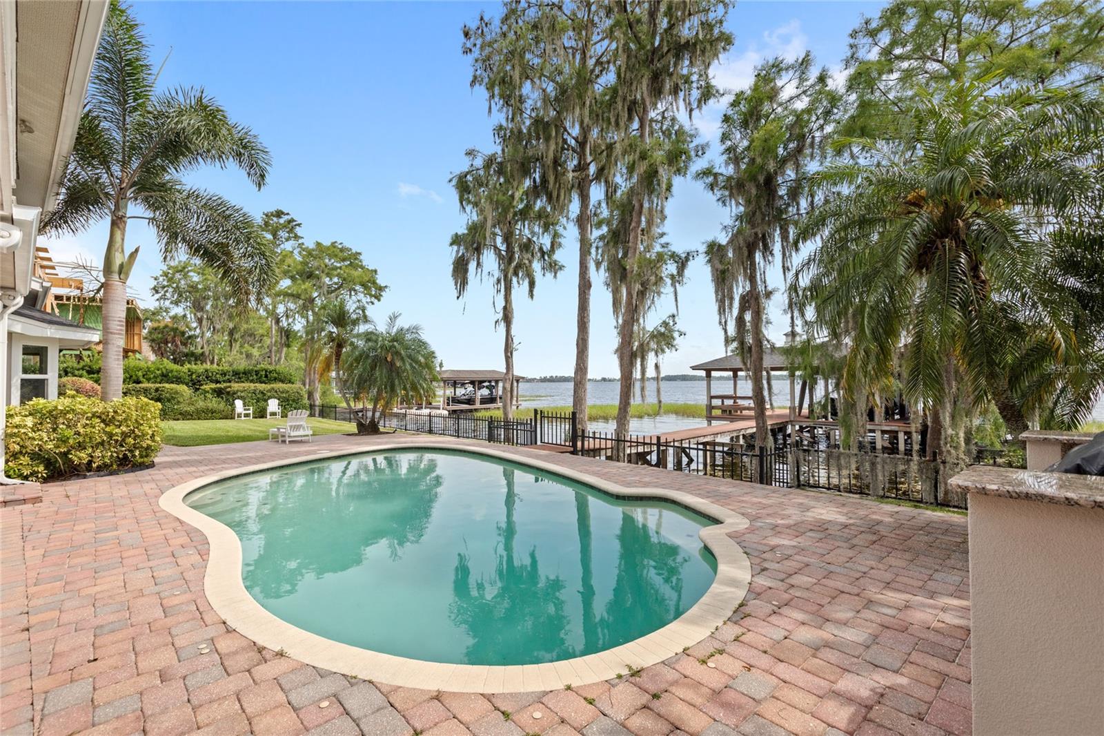 BAY POINT - Residential