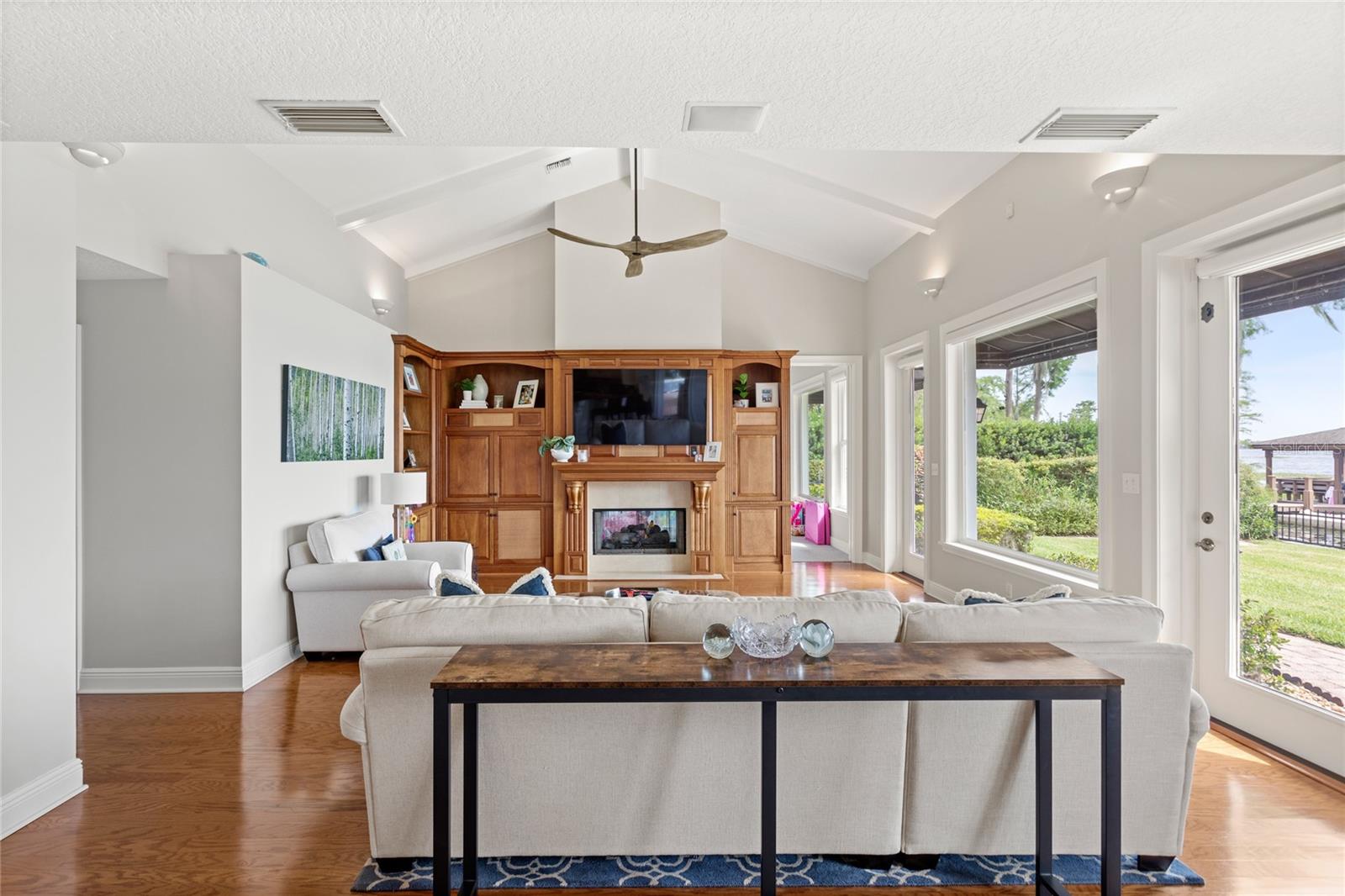 BAY POINT - Residential