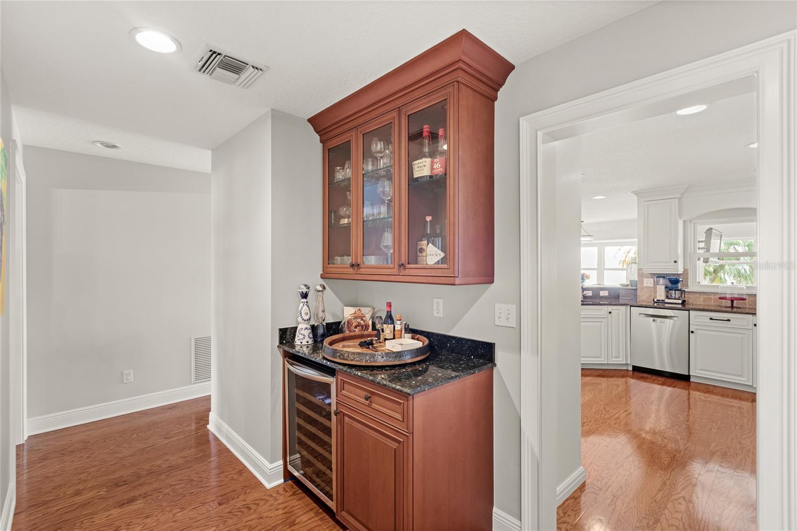 BAY POINT - Residential