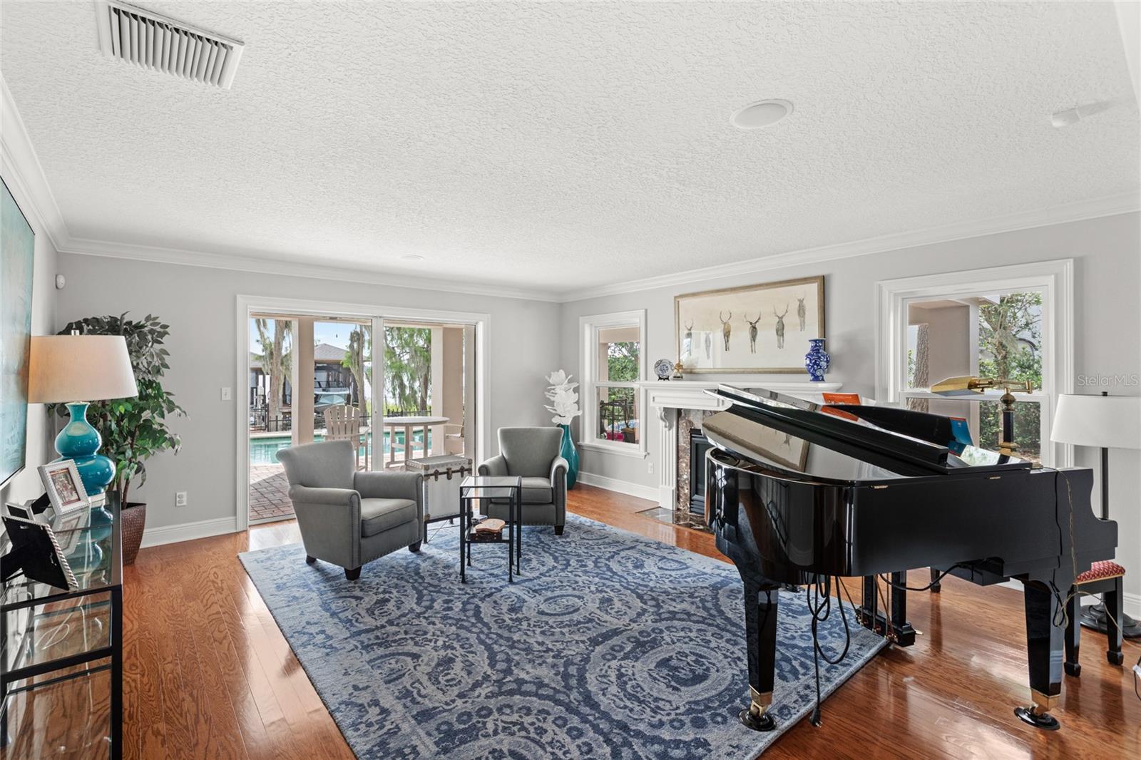 BAY POINT - Residential