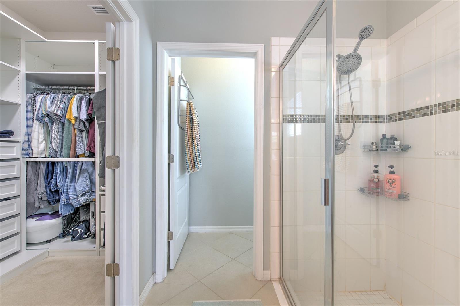 LUCAYA LAKE CLUB PH 2E - Residential