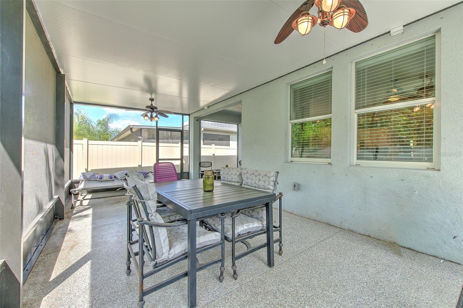 LUCAYA LAKE CLUB PH 2E - Residential