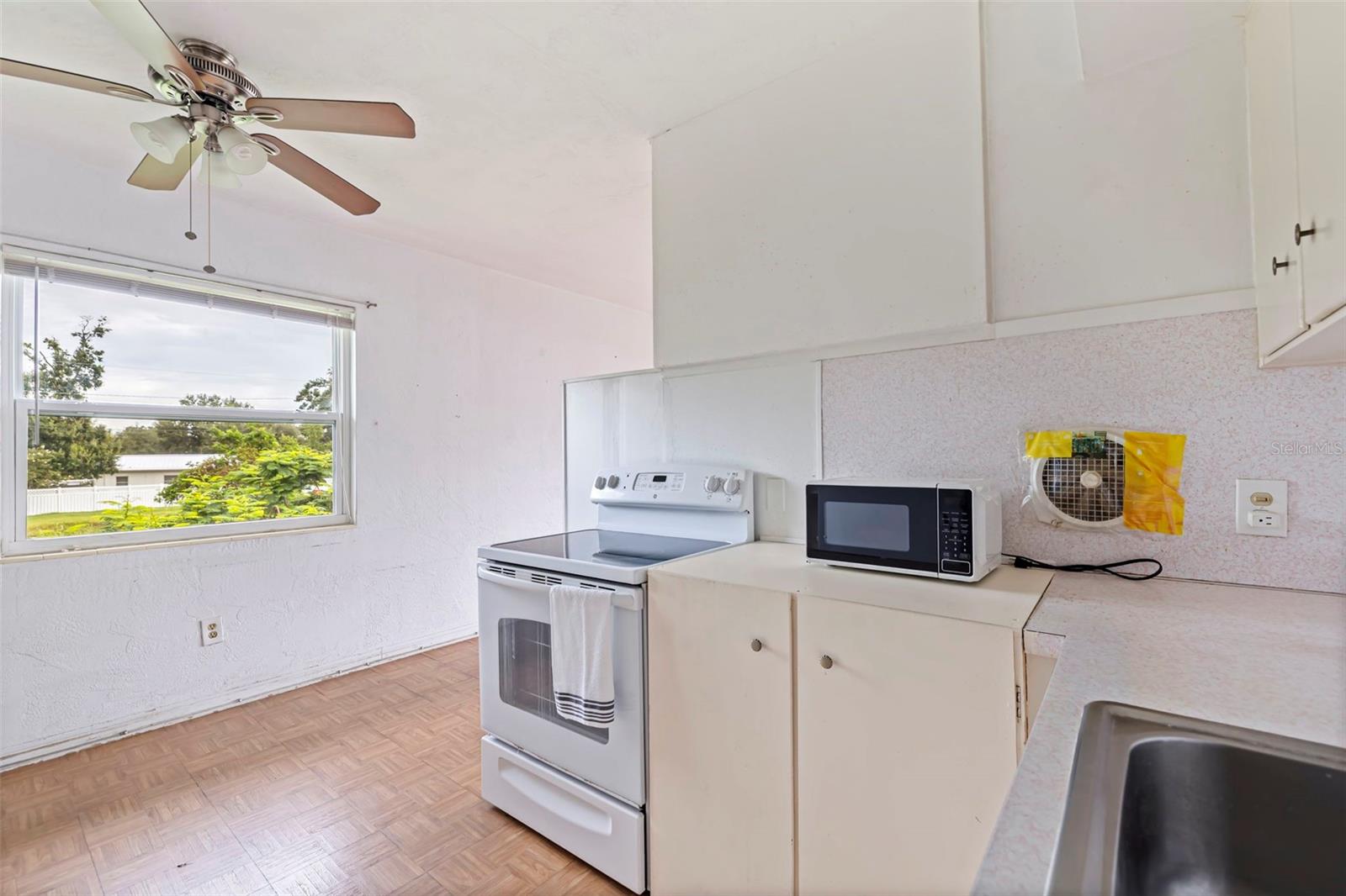 CLEARVIEW OAKS - Residential