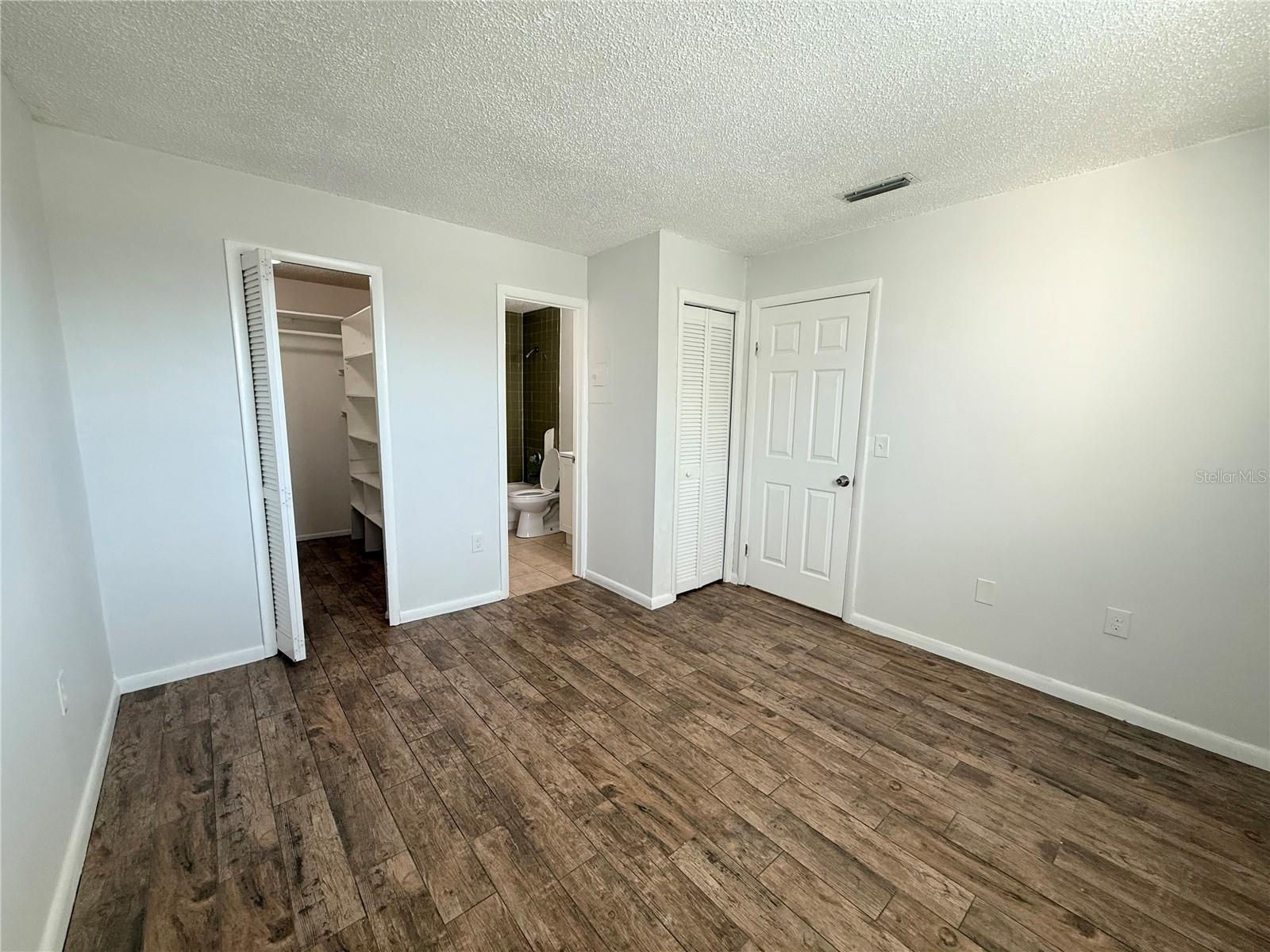 WESTCHESTER MANOR A CONDOMINIU - Residential Lease