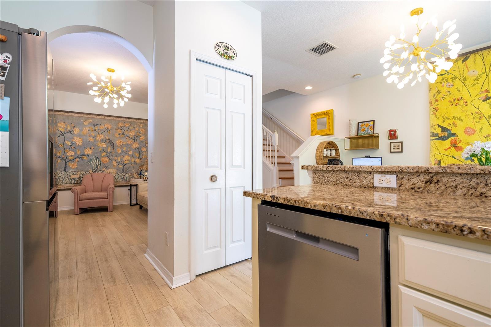 CLAYTON CROSSING TOWNHOMES SECOND AMENDM - Residential