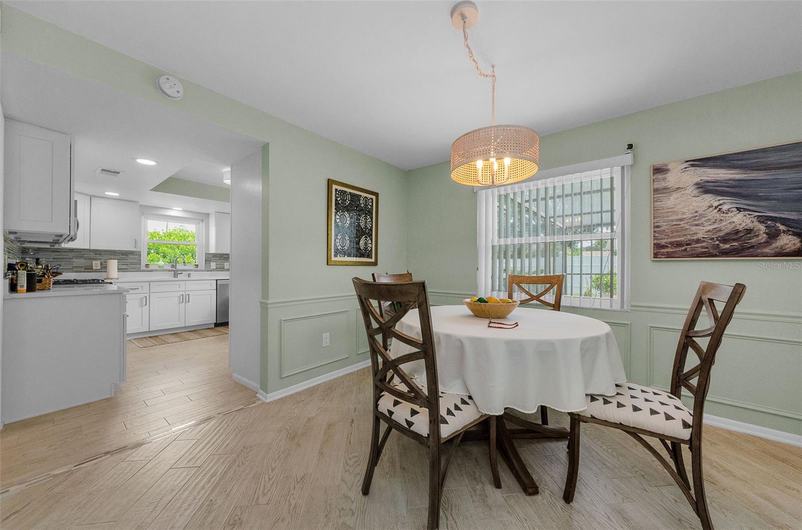 LAKESIDE TERRACE 1ST ADD - Residential Lease