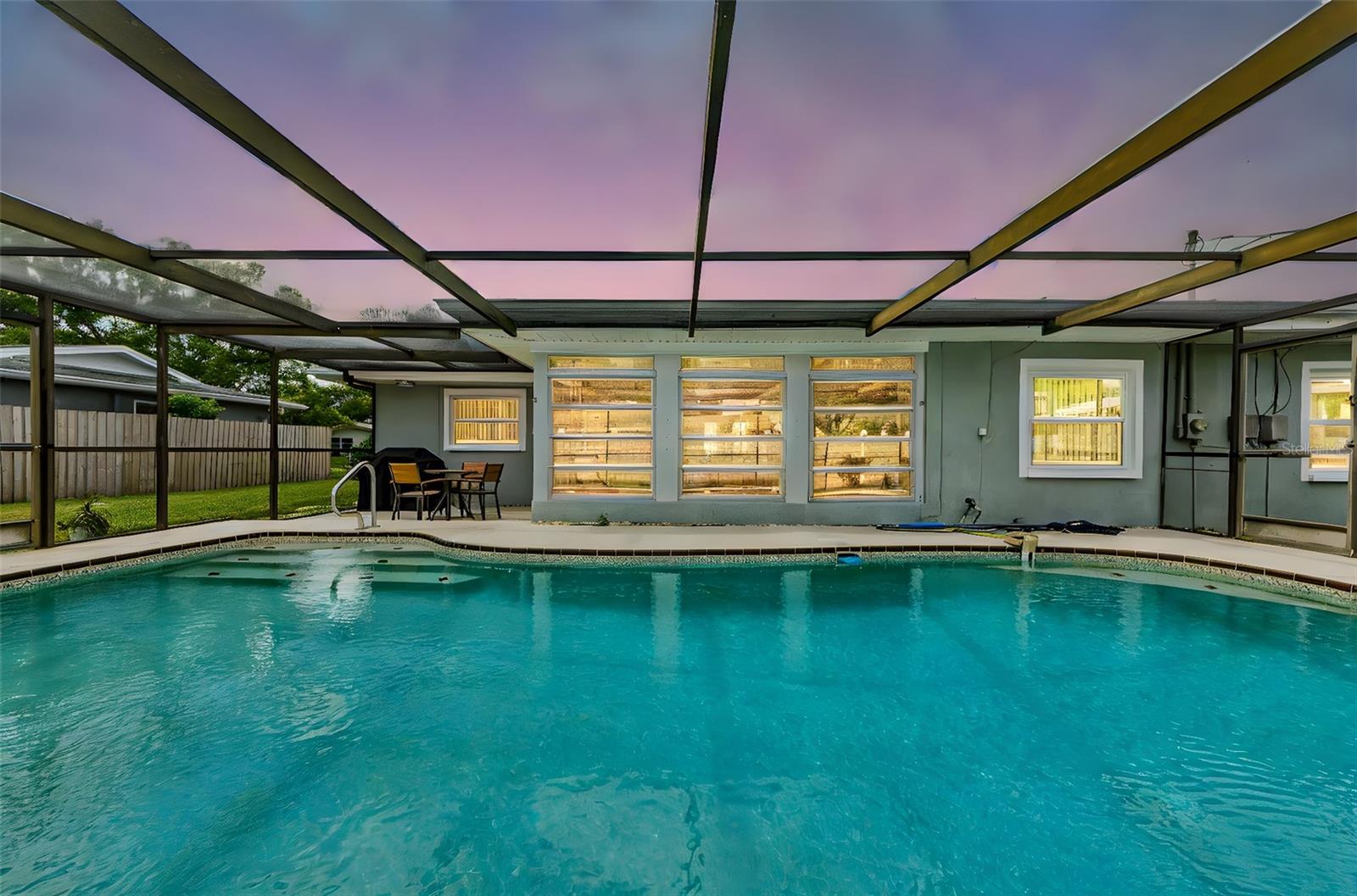LAKESIDE TERRACE 1ST ADD - Residential Lease