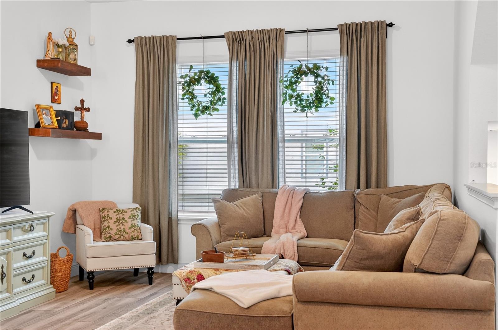 LAUREATE PARK NEIGHBORHOOD CENTER PHASE - Residential