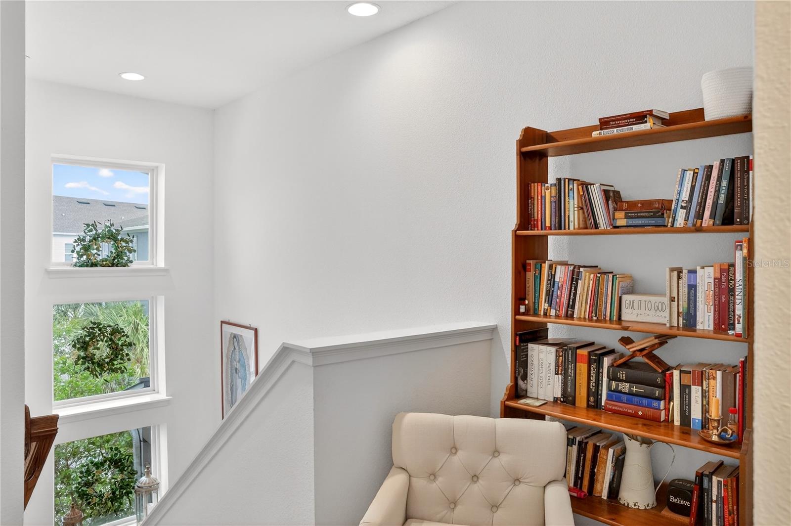 LAUREATE PARK NEIGHBORHOOD CENTER PHASE - Residential