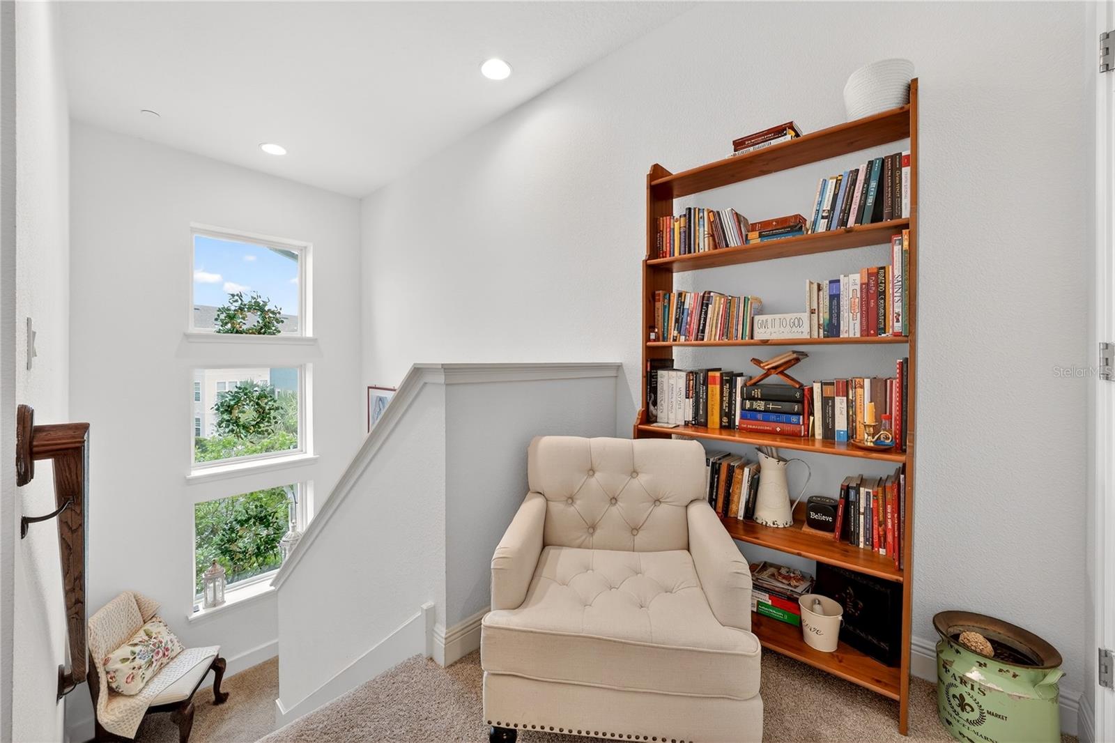 LAUREATE PARK NEIGHBORHOOD CENTER PHASE - Residential