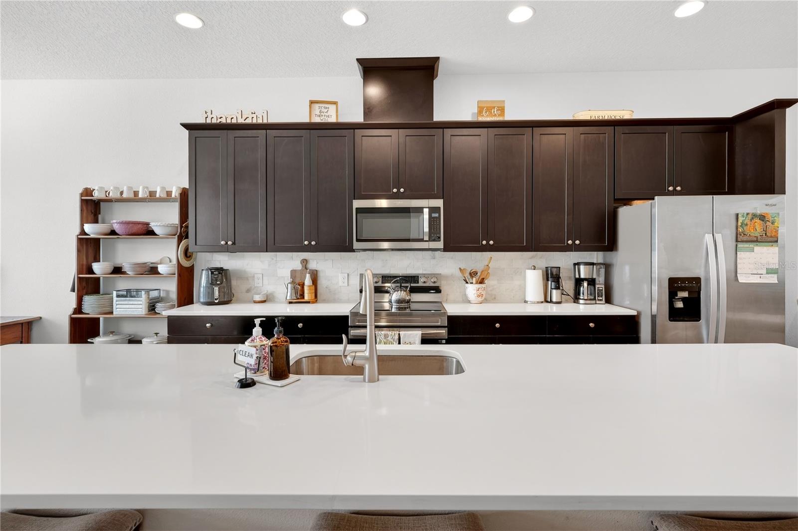 LAUREATE PARK NEIGHBORHOOD CENTER PHASE - Residential