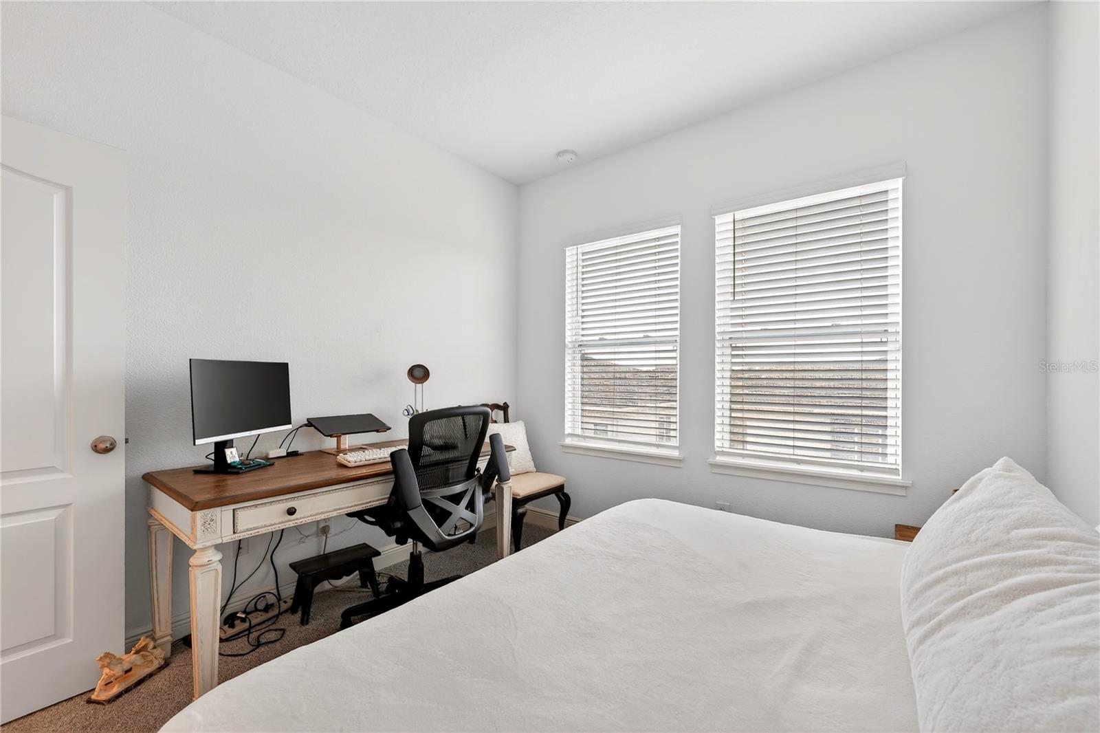 LAUREATE PARK NEIGHBORHOOD CENTER PHASE - Residential