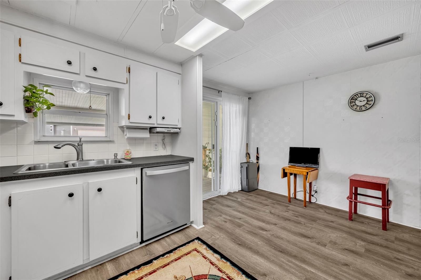 OAK GROVE VILLAGE CONDO - Residential