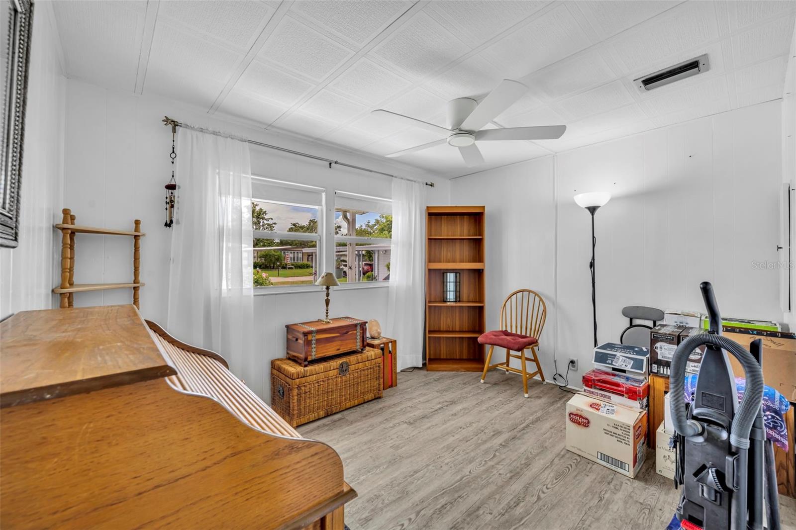 OAK GROVE VILLAGE CONDO - Residential