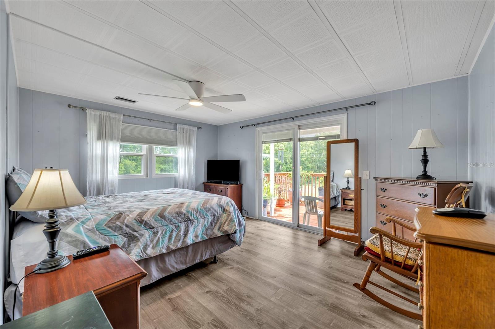 OAK GROVE VILLAGE CONDO - Residential