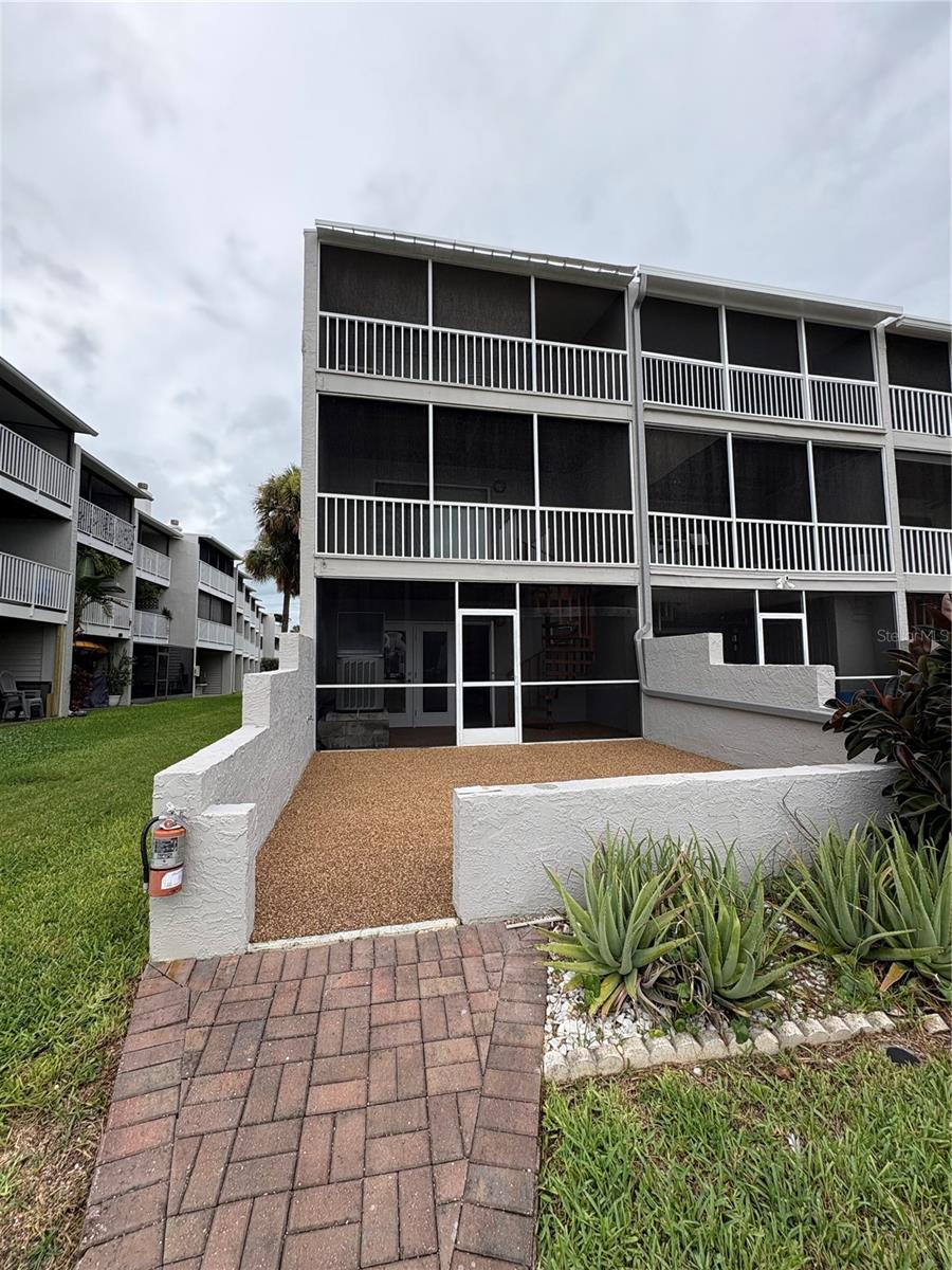 DOLPHIN WATCH TOWNHOMES - Residential Lease