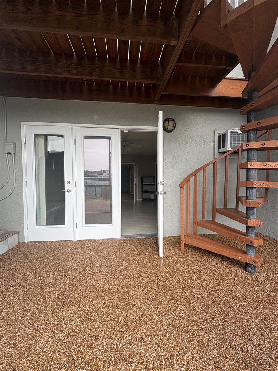 DOLPHIN WATCH TOWNHOMES - Residential Lease