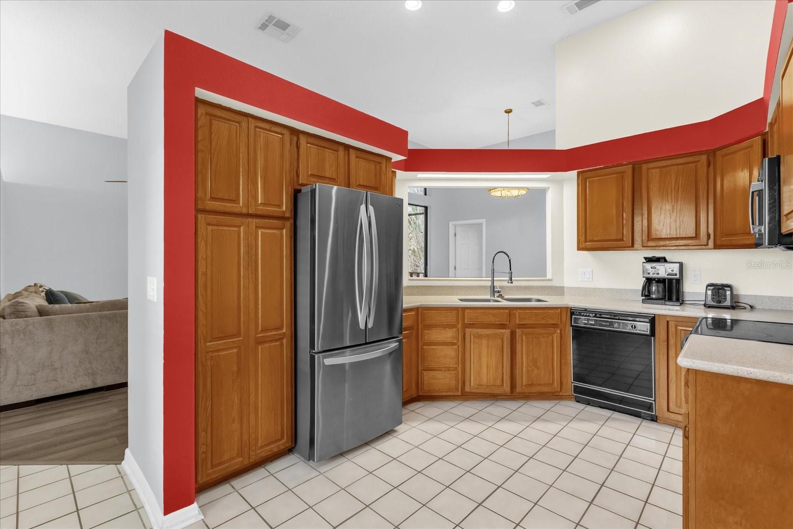 LAKE PINELOCH VILLAGE CONDO NO 5 - Residential