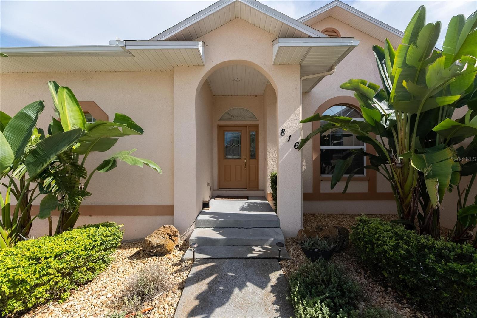 APOLLO BEACH UNIT SIX - Residential Lease