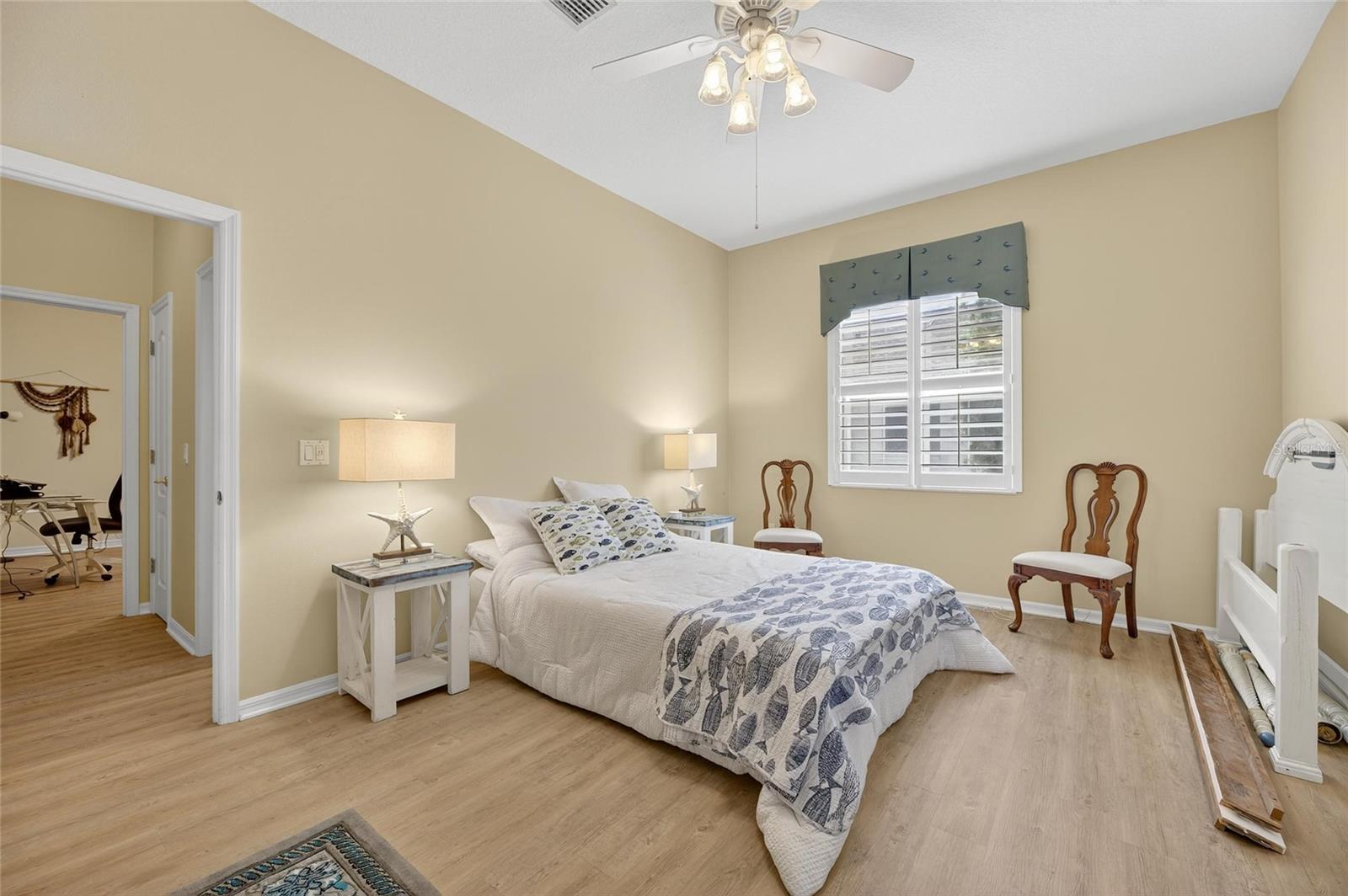 APOLLO BEACH UNIT SIX - Residential Lease