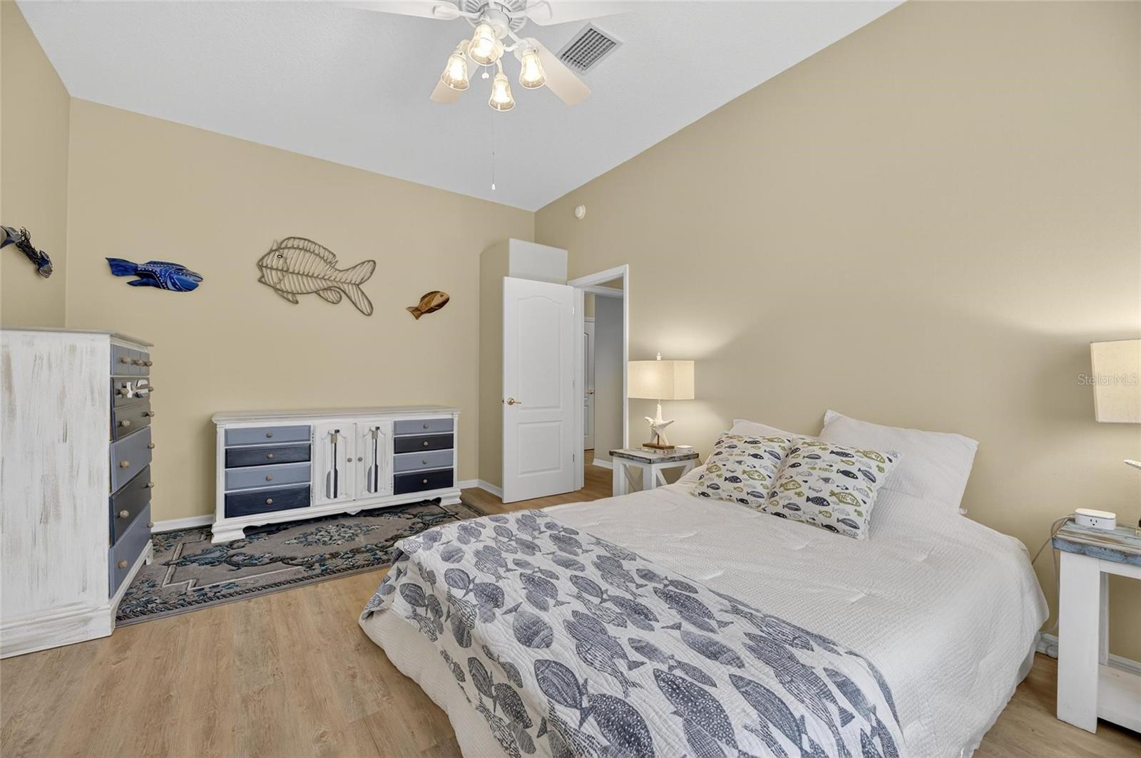 APOLLO BEACH UNIT SIX - Residential Lease