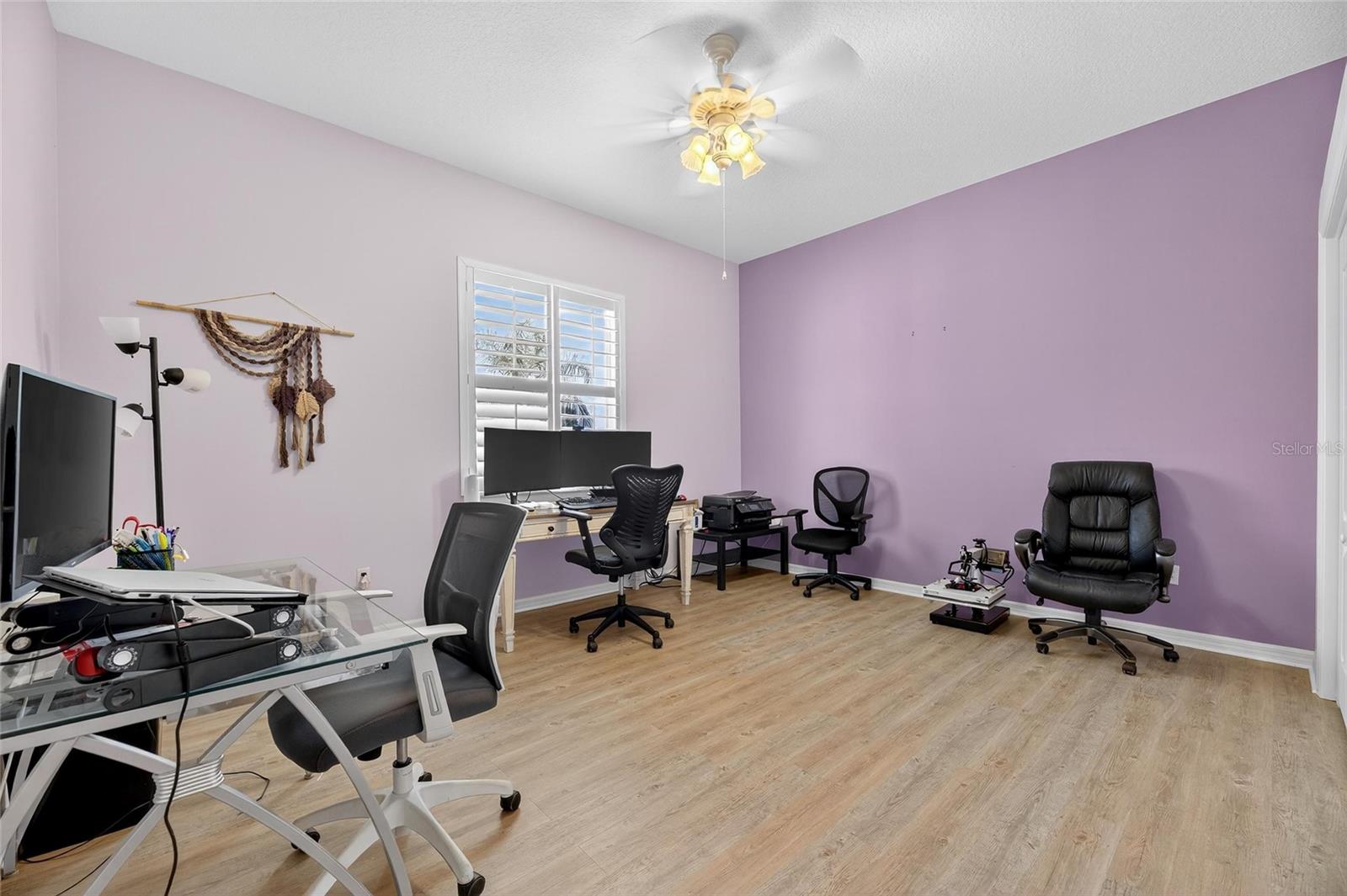 APOLLO BEACH UNIT SIX - Residential Lease