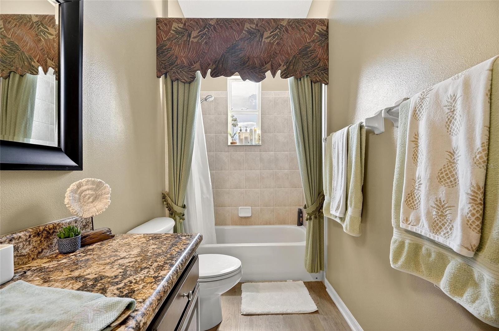 APOLLO BEACH UNIT SIX - Residential Lease