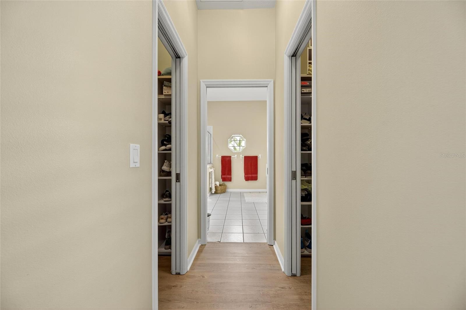 APOLLO BEACH UNIT SIX - Residential Lease