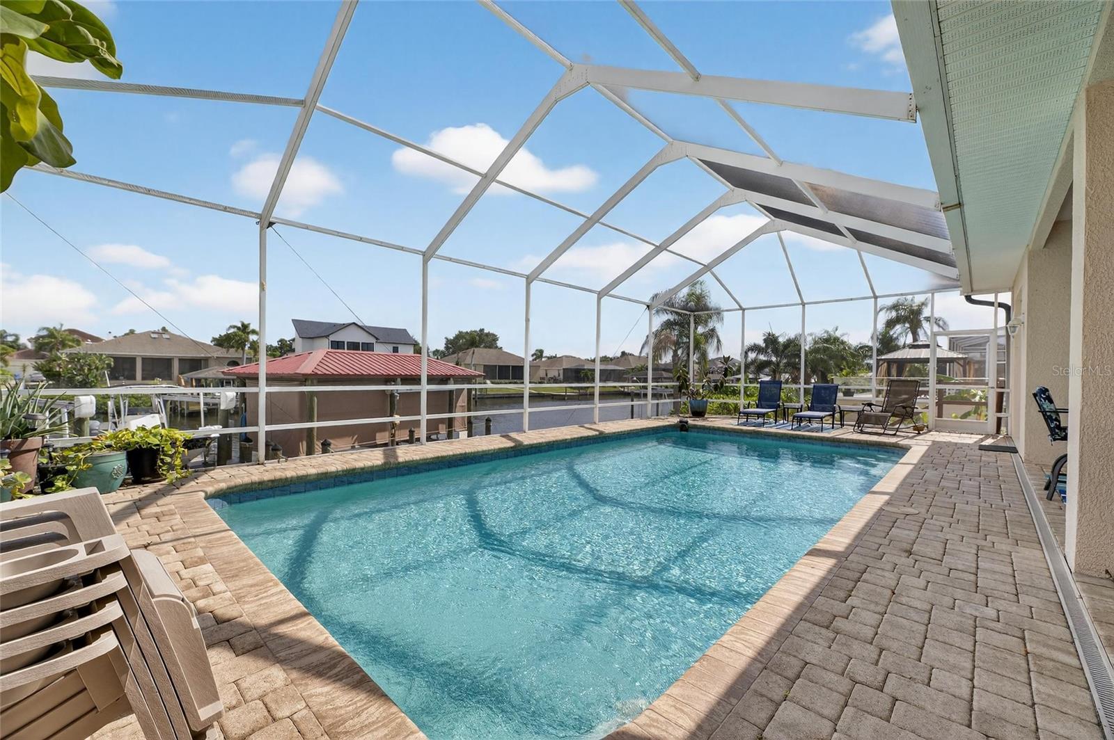 APOLLO BEACH UNIT SIX - Residential Lease