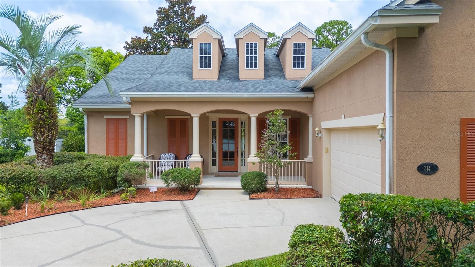 314 W LAKE VICTORIA CIRCLE
