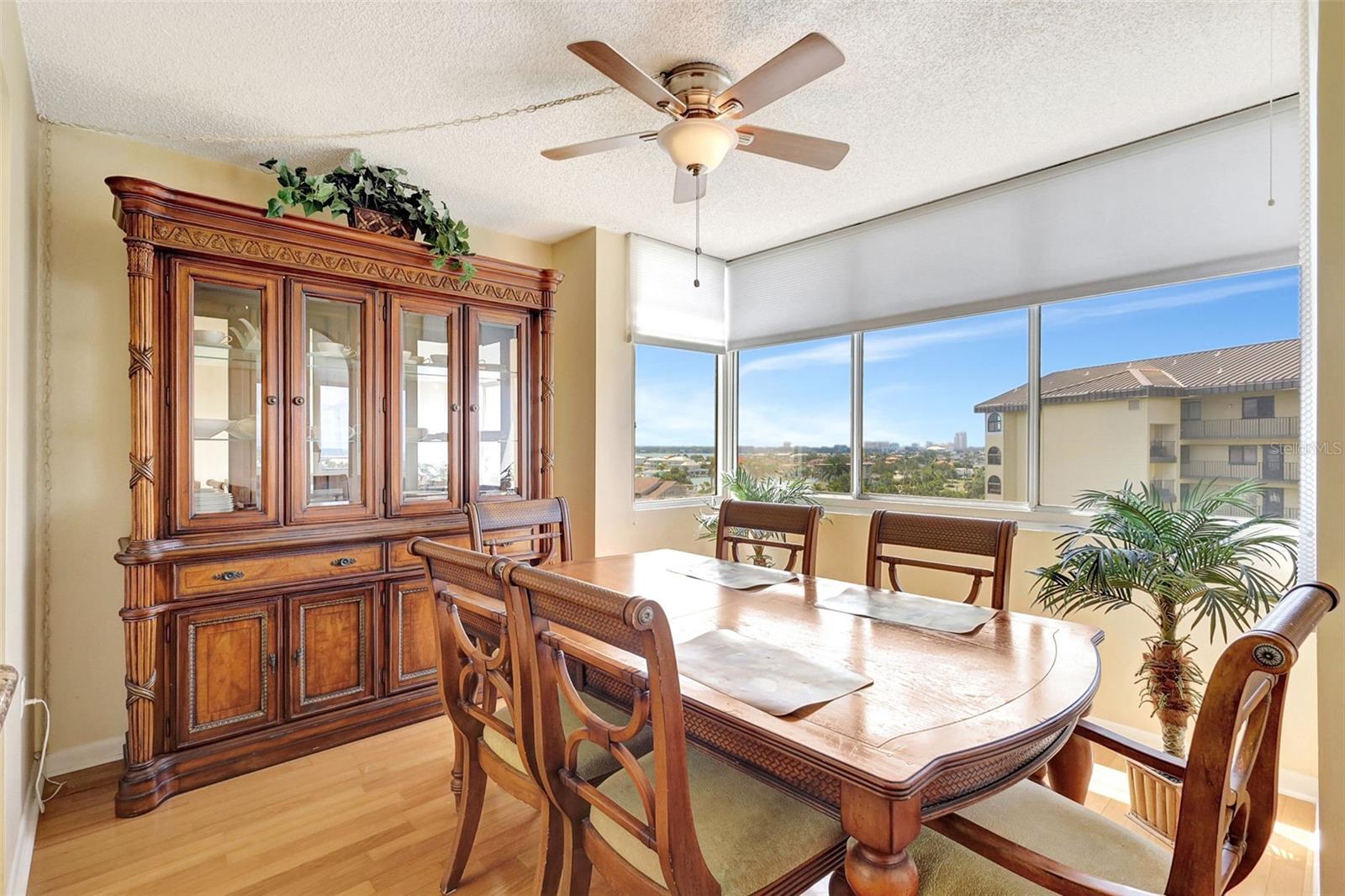 DIAMOND ISLE CONDO - Residential