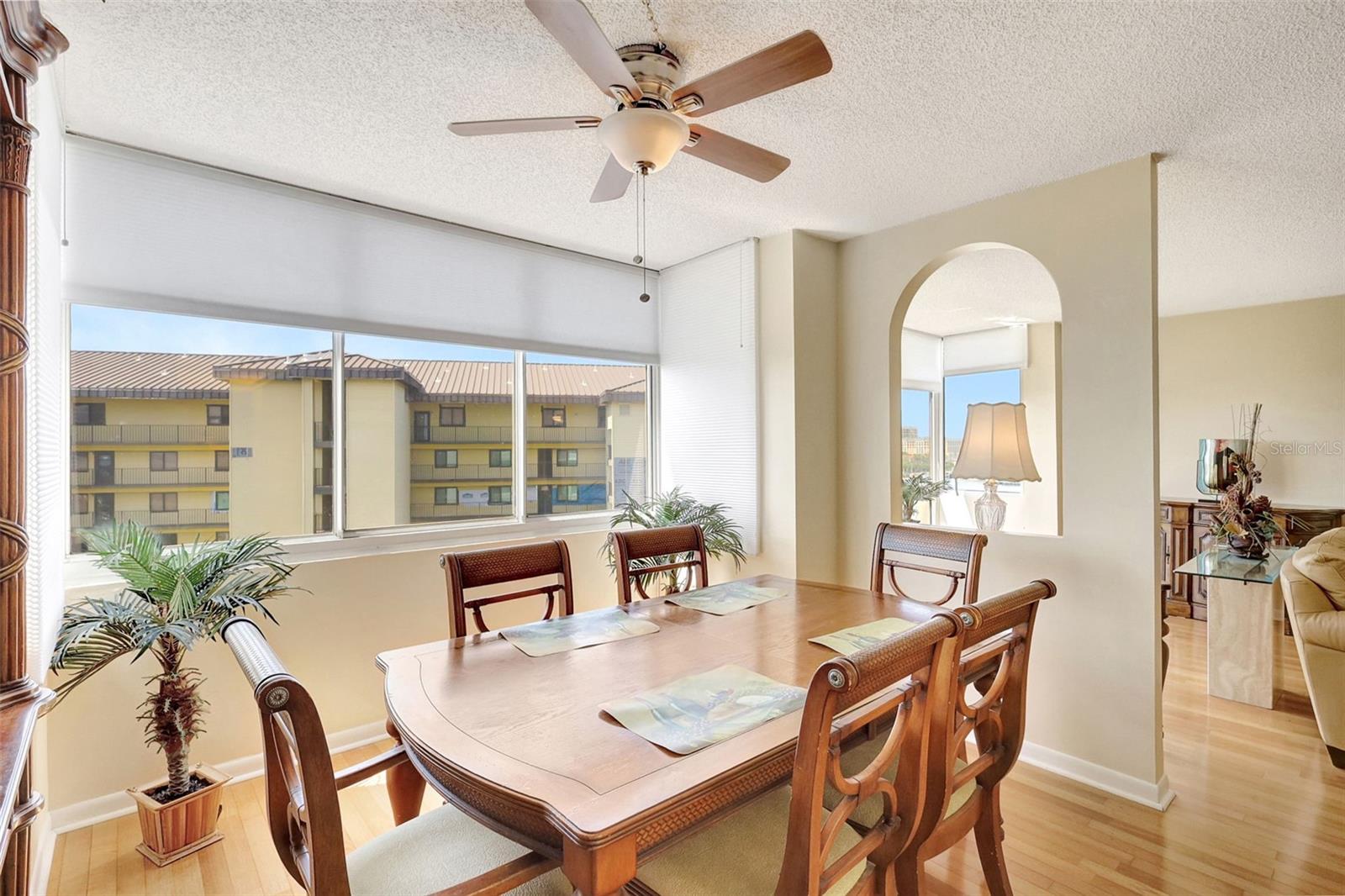 DIAMOND ISLE CONDO - Residential