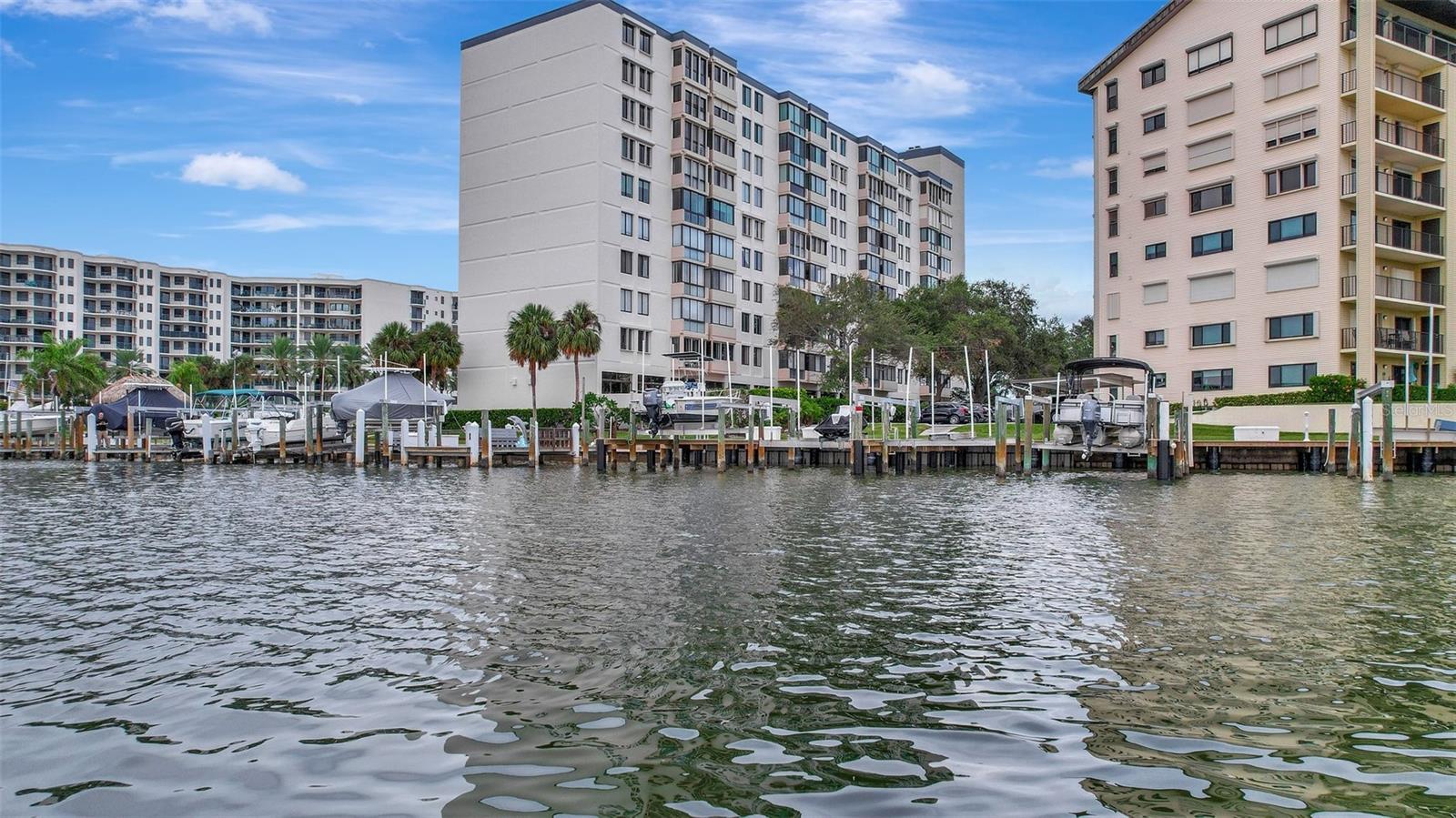 DIAMOND ISLE CONDO - Residential