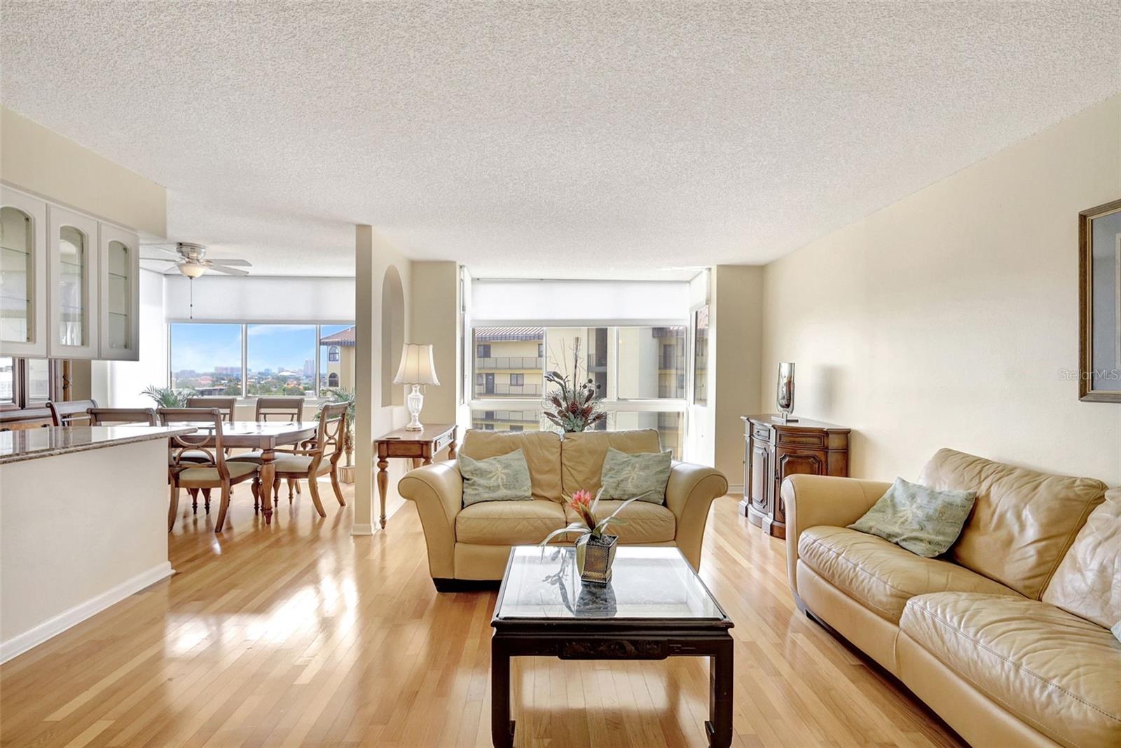 DIAMOND ISLE CONDO - Residential