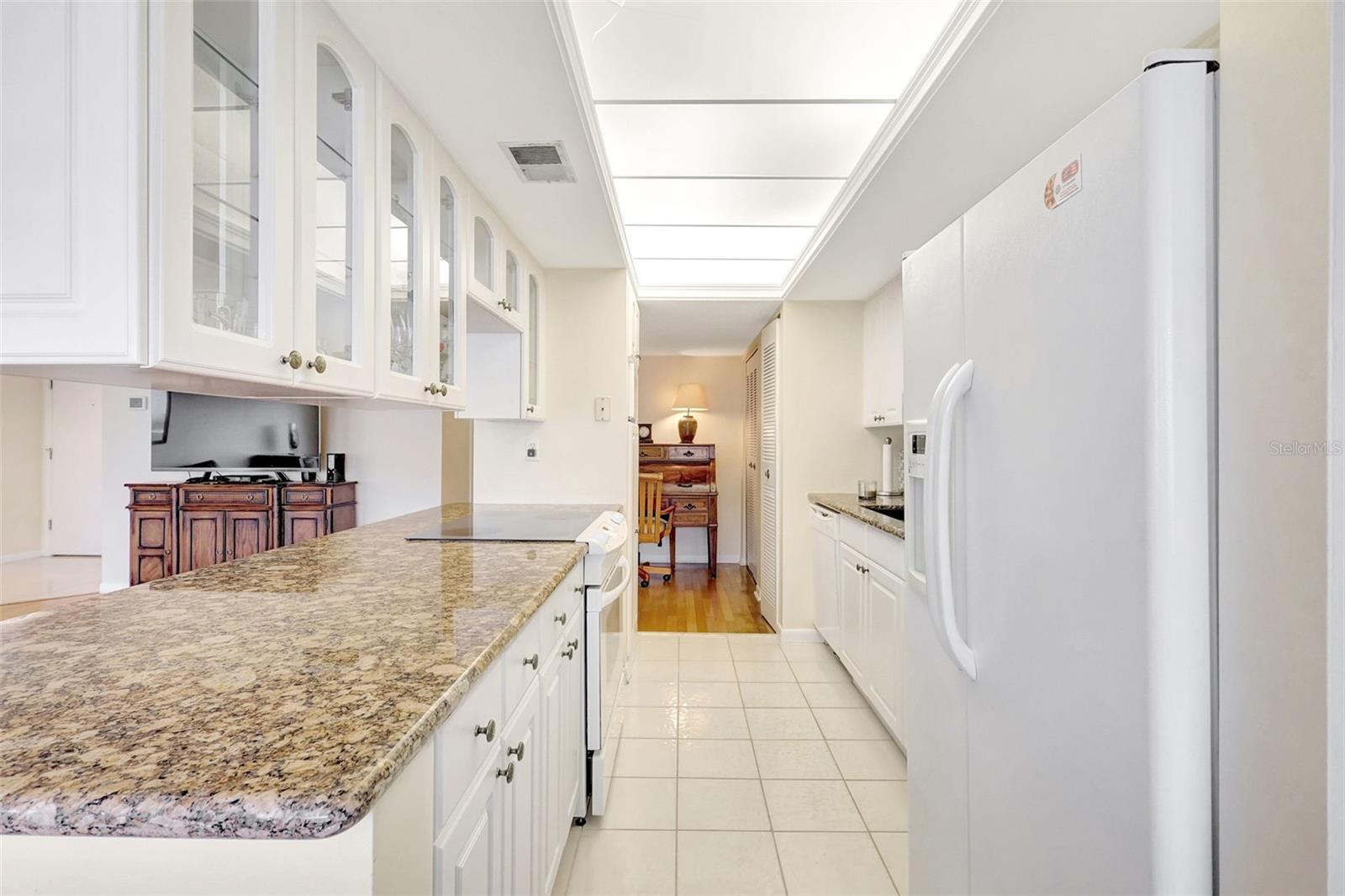 DIAMOND ISLE CONDO - Residential