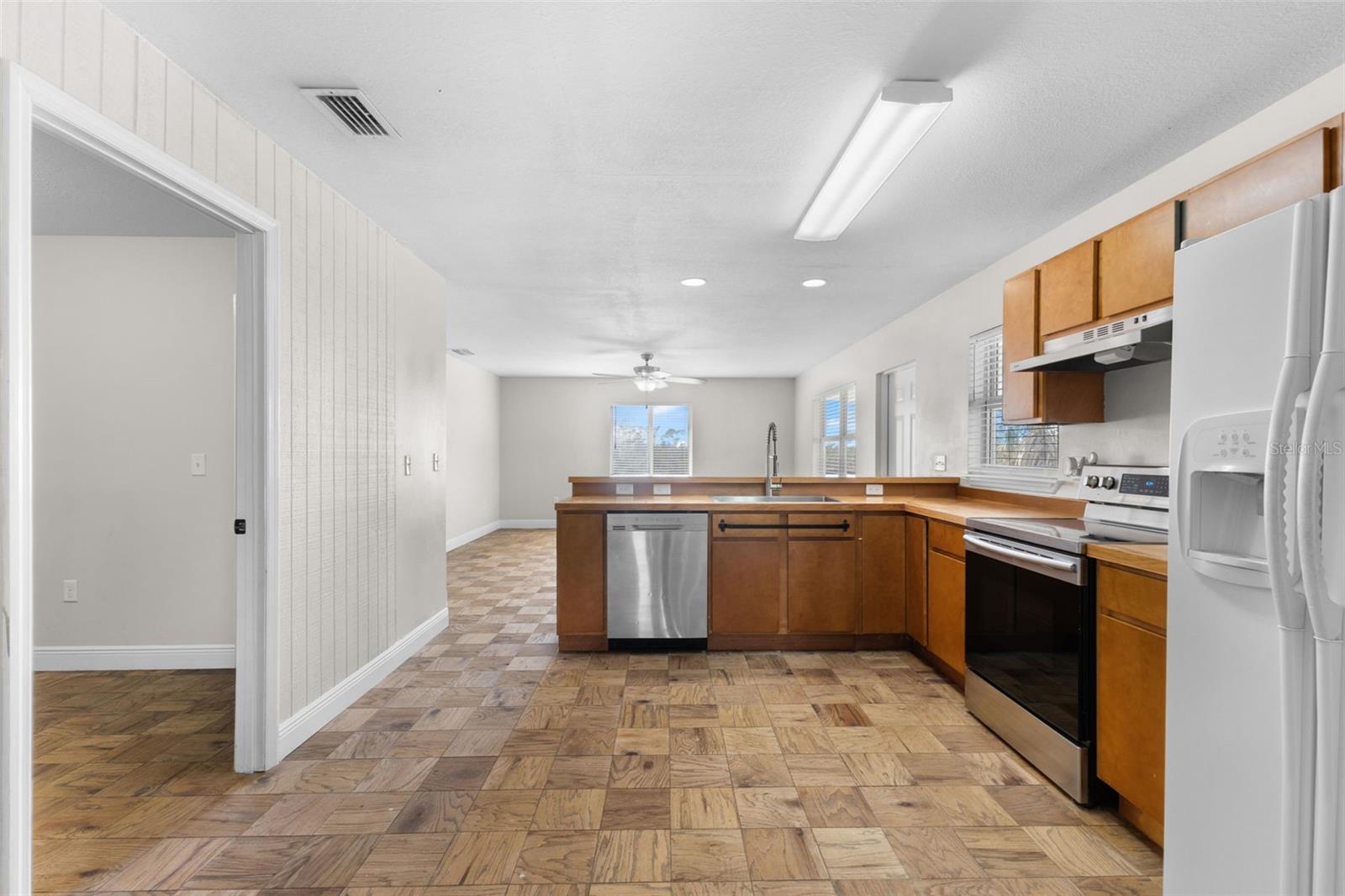 ACREAGE & UNREC - Residential