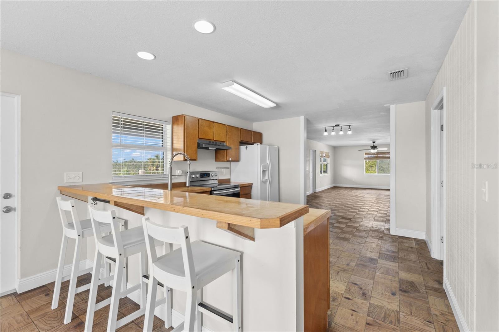 ACREAGE & UNREC - Residential