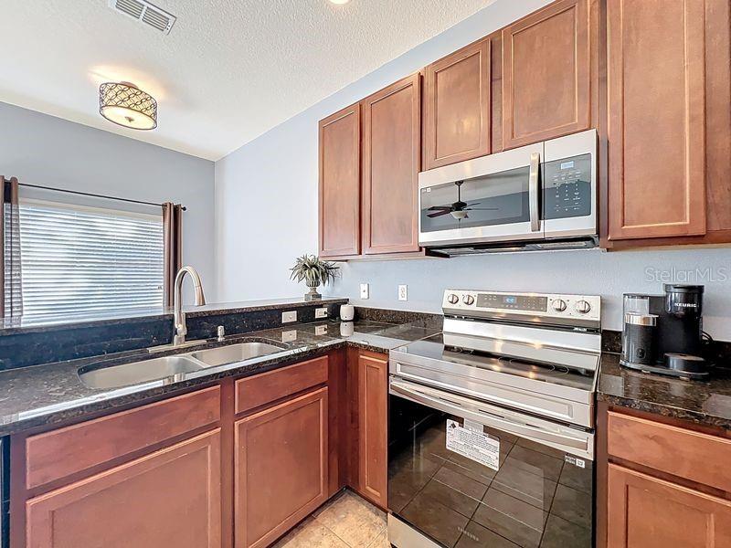 HERITAGE COMMONS - Residential